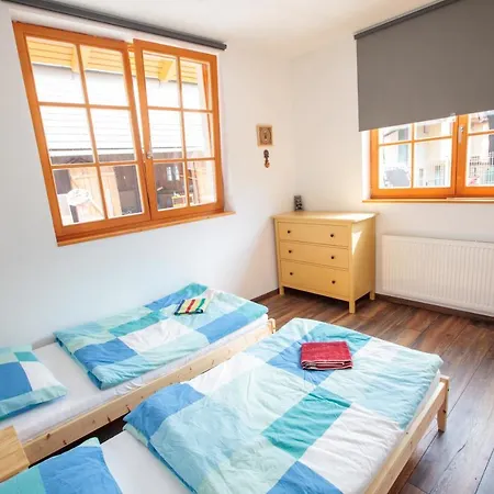 Bikeski Family Hotel, B&b, Apartaments, Couette-café