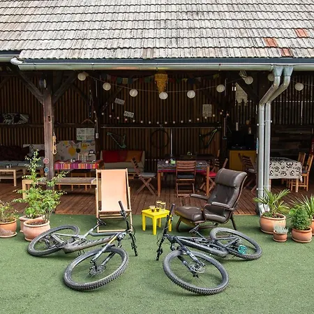 Bikeski Family Hotel, B&b, Apartaments, 3*