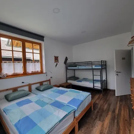 Bikeski Family Hotel, B&b, Apartaments, Couette-café