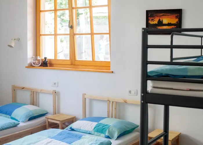 Bikeski Family Hotel, B&b, Apartaments, 住宿加早餐酒店 3*