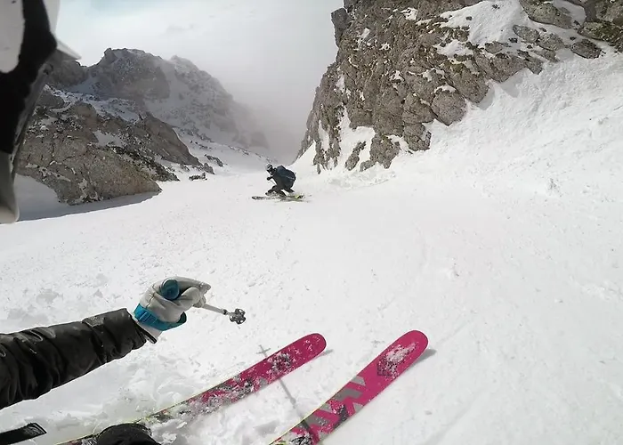 Bikeski Family Hotel, B&b, Apartaments, 住宿加早餐酒店