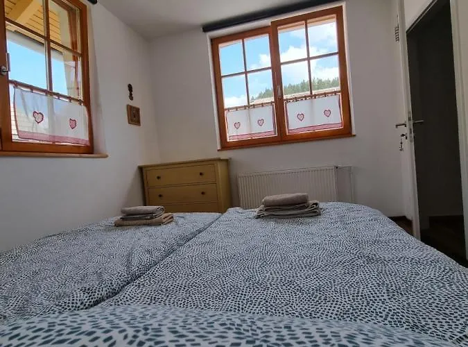 Bikeski Family Hotel, B&b, Apartaments, 住宿加早餐酒店 3*